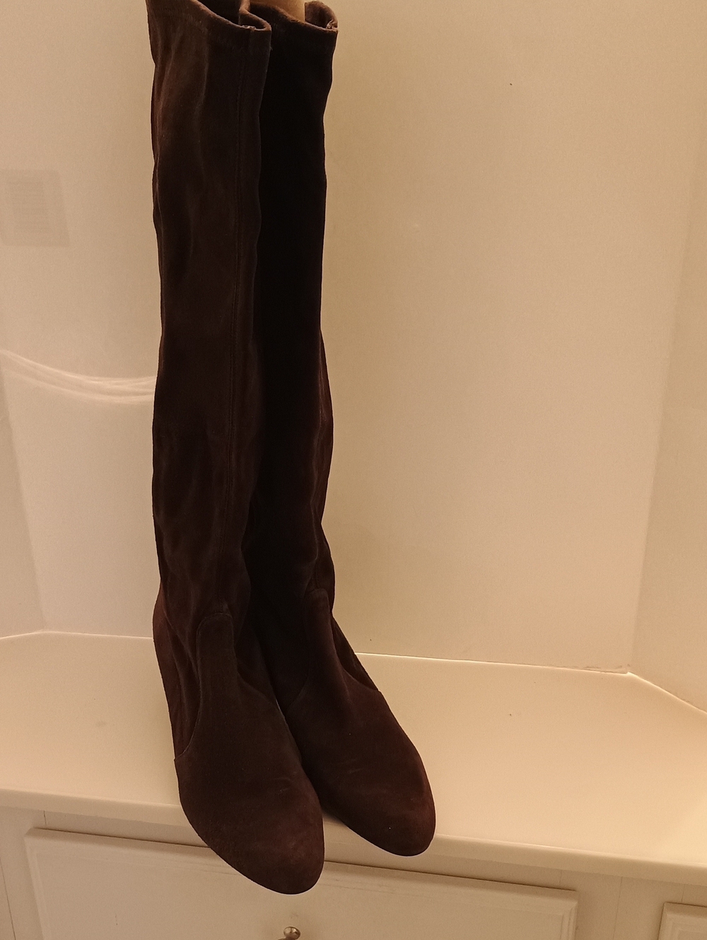 Stuart Weitzman Rich Chocolate Brown Suede Tall Boots GORGEOUS - Picture 2 of 16